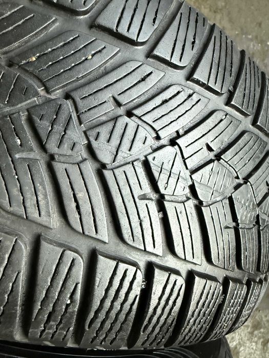 # SET 2 Anvelope Iarna 235/55 R17 103V FULDA Kristall Control SUV