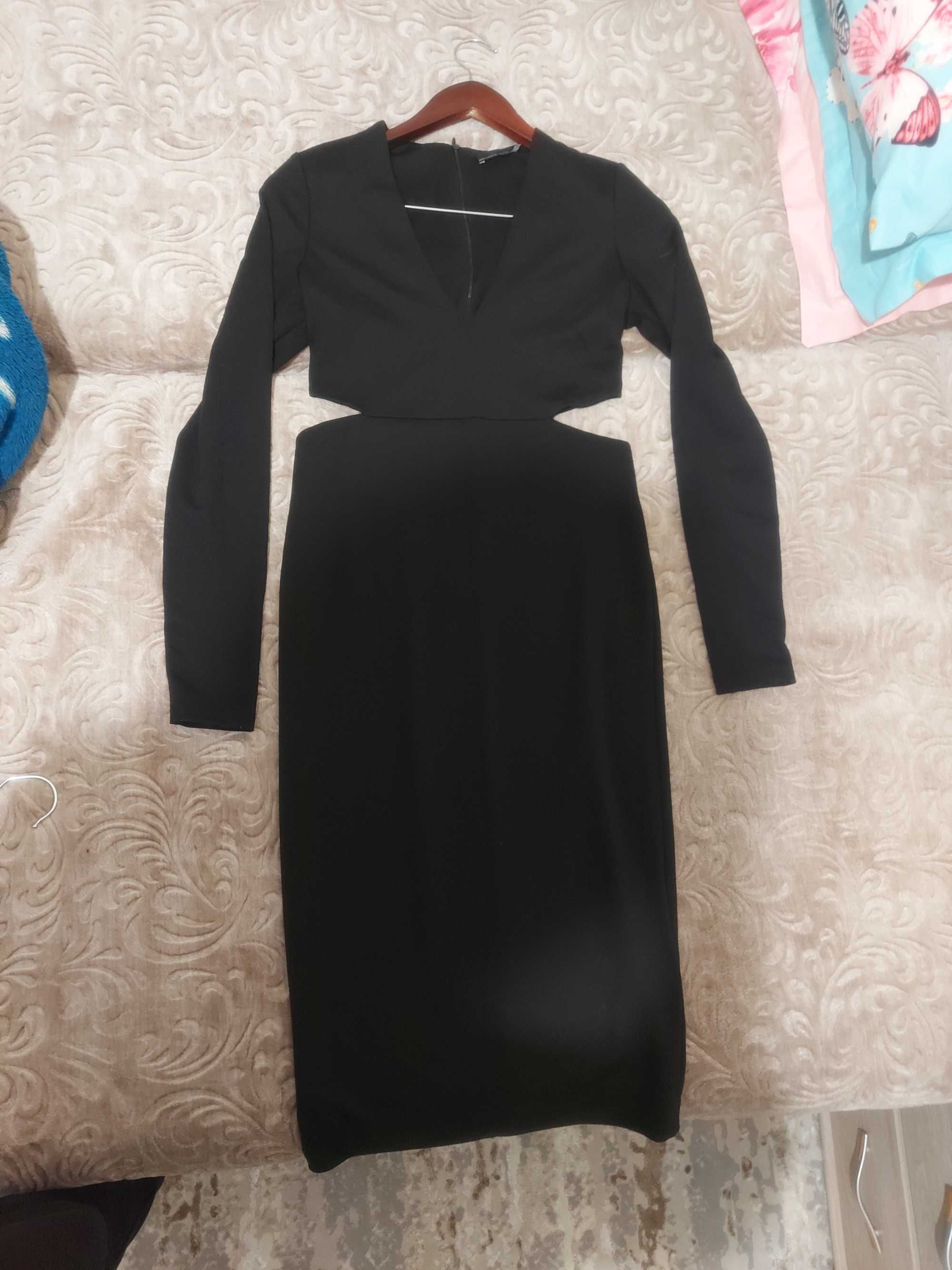 Rochie neagră Zara mărimea M