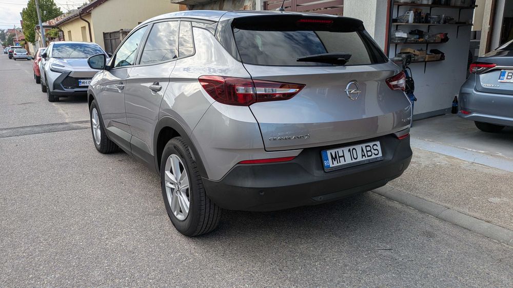 Vand Opel Granland X, 1.5 diesel, 130 CP, prim proprietar, garaj