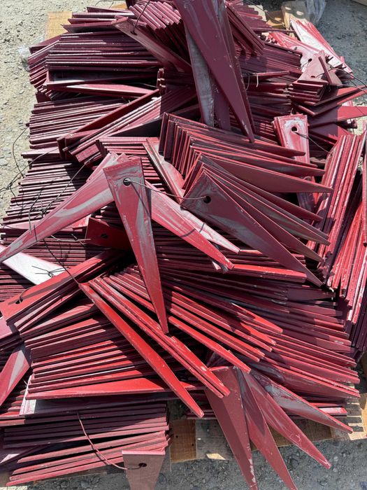 Montanti eclise papagali pene cofraje accesorii