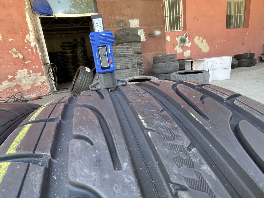 2 anvelope de vara 305/30/22 Dunlop ca noi