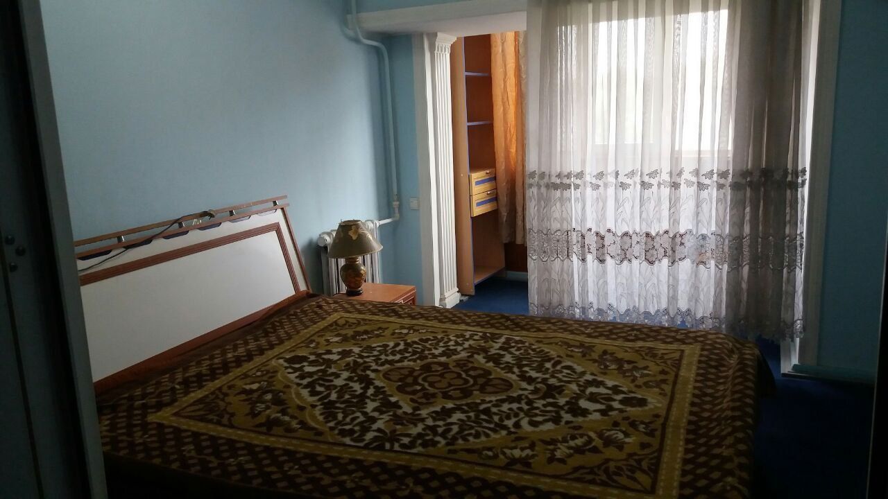 Аренда 2ком квартиры у выхода метро Максима Горького.БИЙ