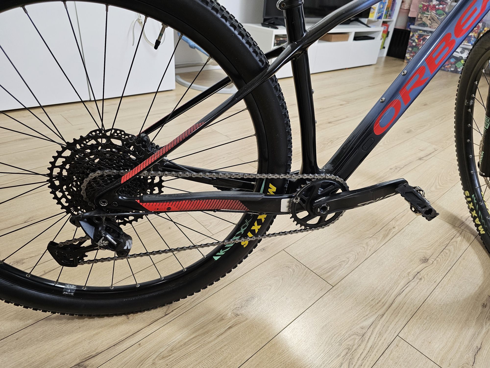 Bicicleta ORBEA Alma carbon roti 29" rockshox recon