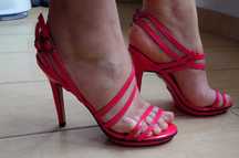 Vand sandale foarte elegante marimea 36