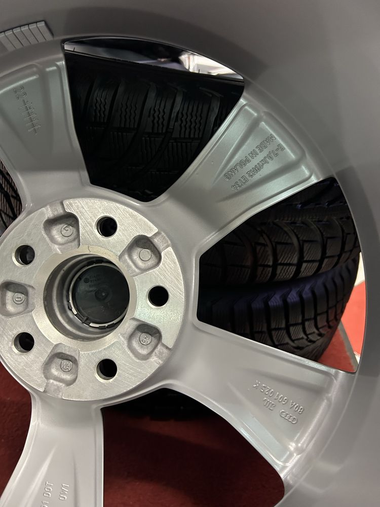 Джанти с Зимни Гуми за Audi Q5 Демо 235/55/19 Michelin dor 2222