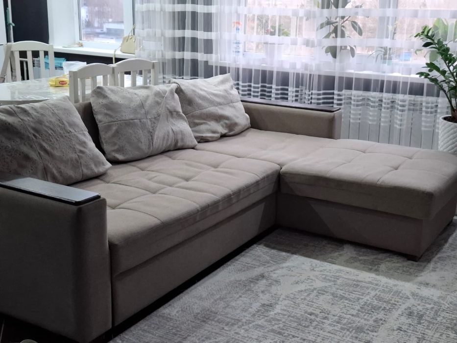 Продам б/у угловой диван