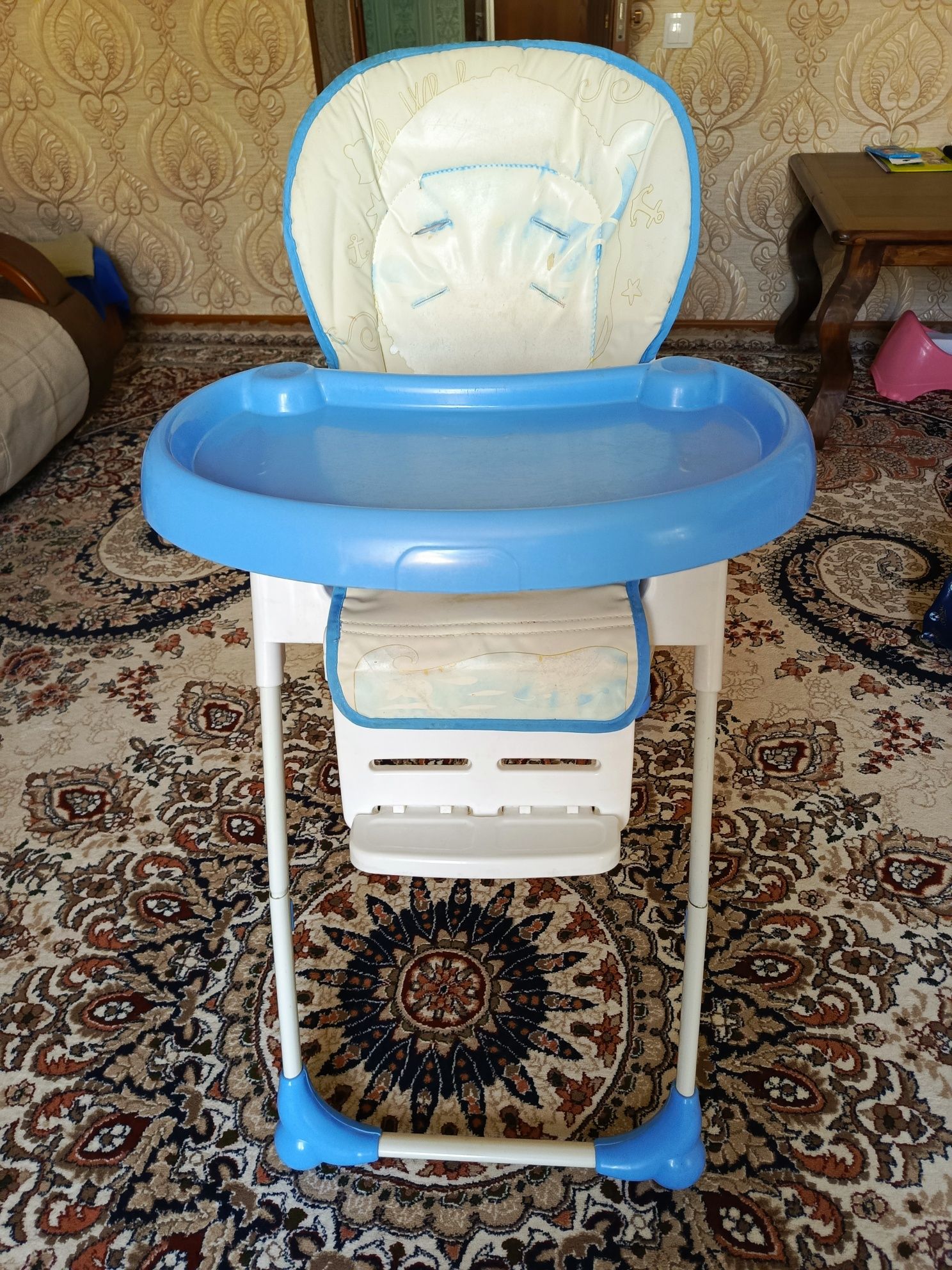 Стульчик для кормления