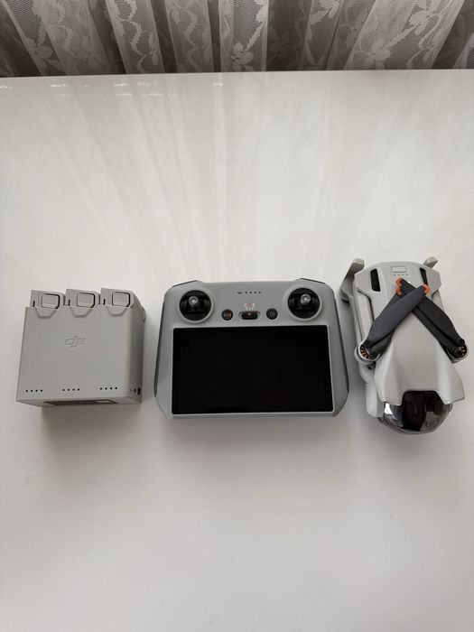 Дрон DJI Mini 3 RC