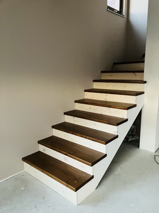 Дървени стълбища