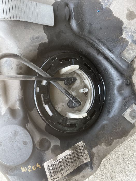 Pompa motorina Rezervor Mercedes w212 e class w204 c class diesel