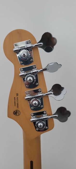 Vând Fender Player Plus Active Precision PJ Bass