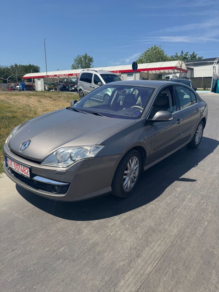 Renault laguna 3 initiale Paris