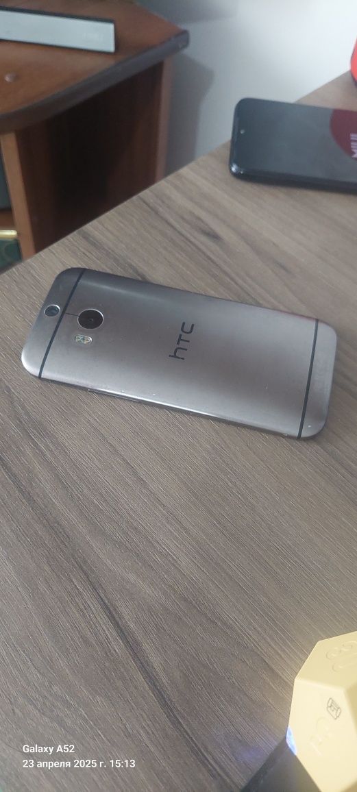 Продам б/у HTC m8