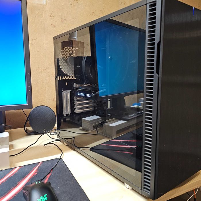 Настолен компютър Fractal R6 i7-8700k/RTX2060/16GB/HDD 2TB