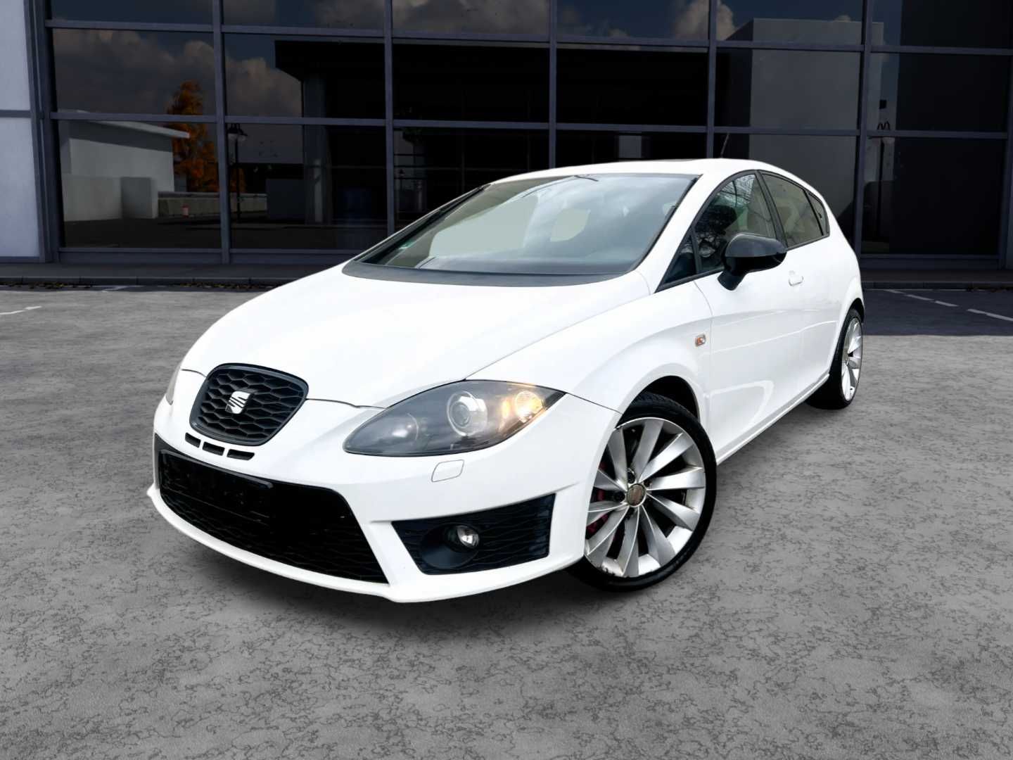 Seat Leon Cupra R 2.0 TFSI/ Bi-Xenon/Trapa electric/265cp/Piele