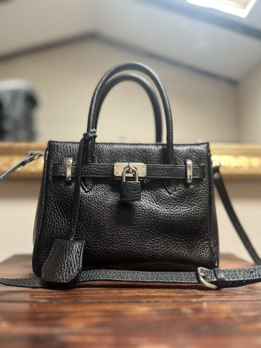 Geanta de piele, Debenhams