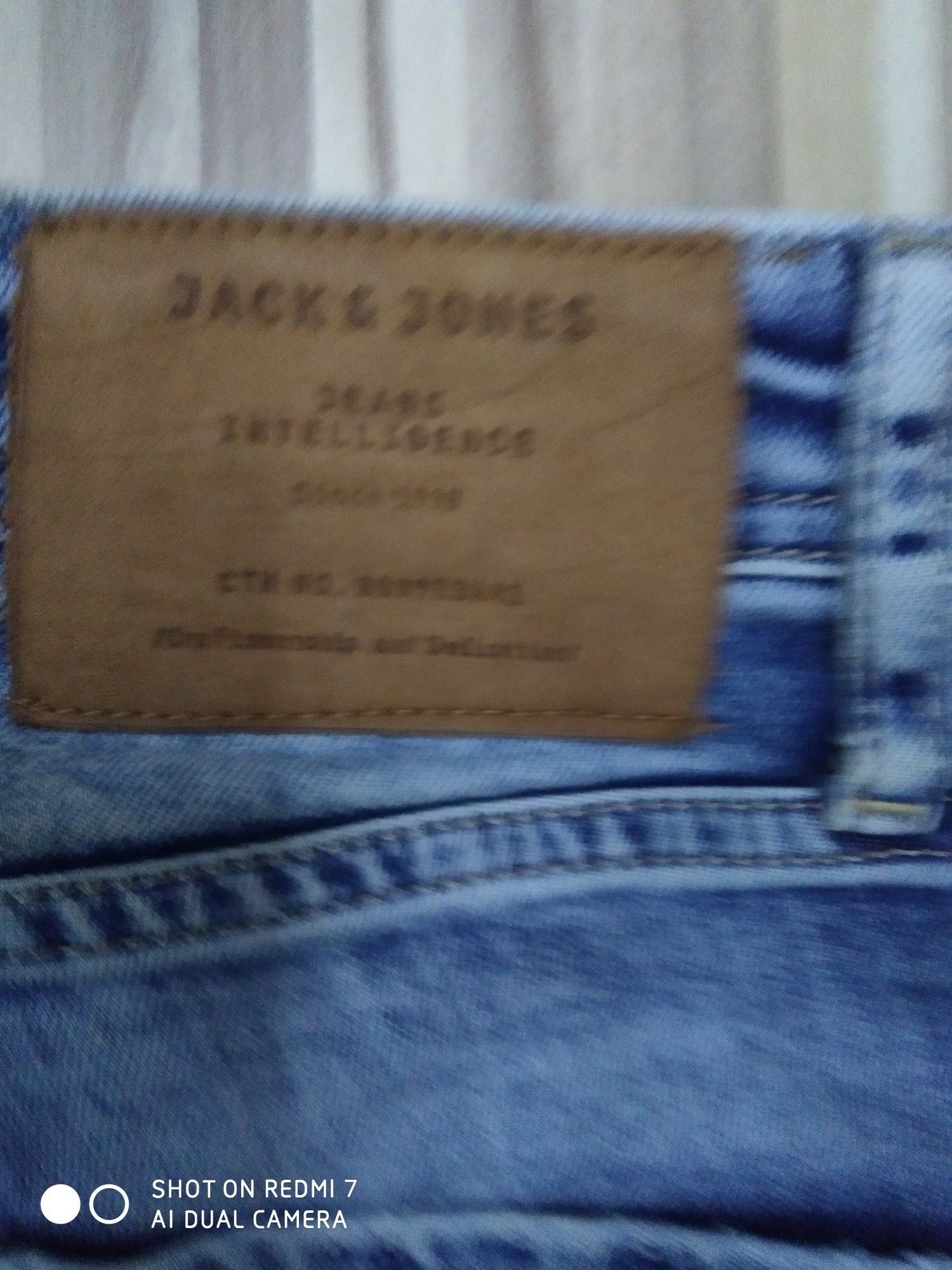 Мъжки дънки  Jack&Jones  размер  S -цена 20лв