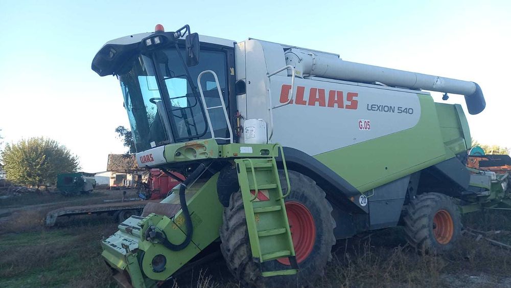 Combina CLAAS LEXION 540