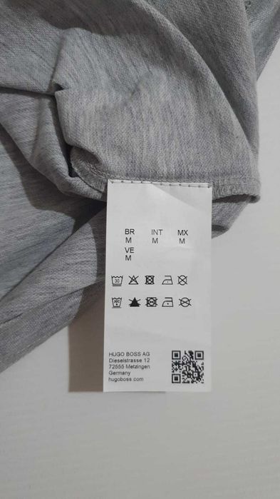 Vand tricou barbat Hugo Boss masura M original nou cu eticheta