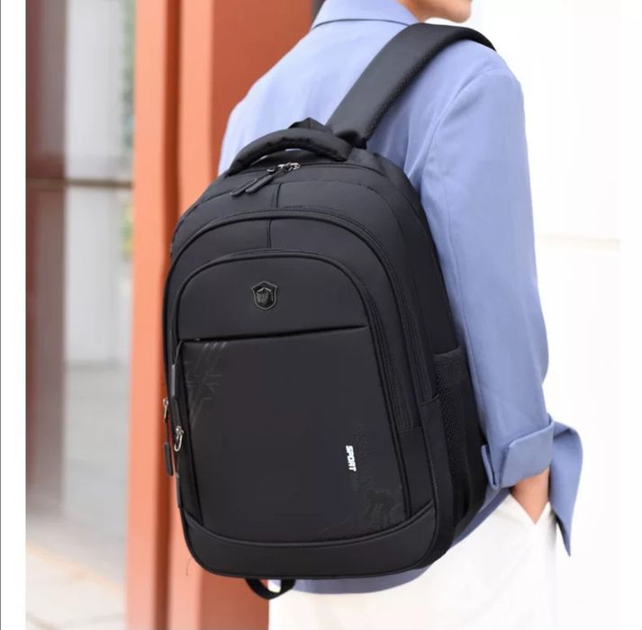 Рюкзак школьный черный