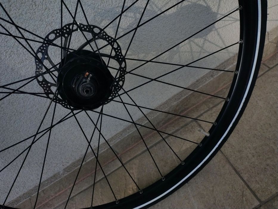 Roata fata cu dinam in butuc city bike 28"