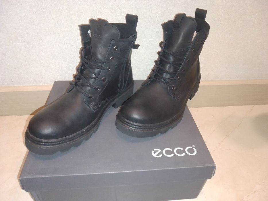 Ecco(Дания) зимние ботинки,42 и 43 р-ры