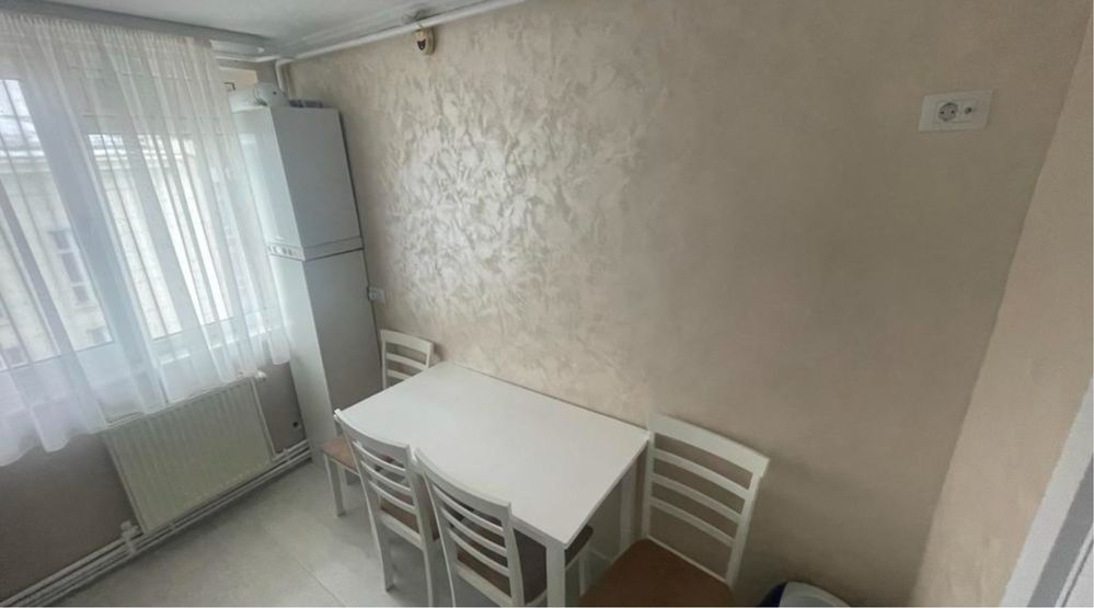 Inchiriere 3 camere