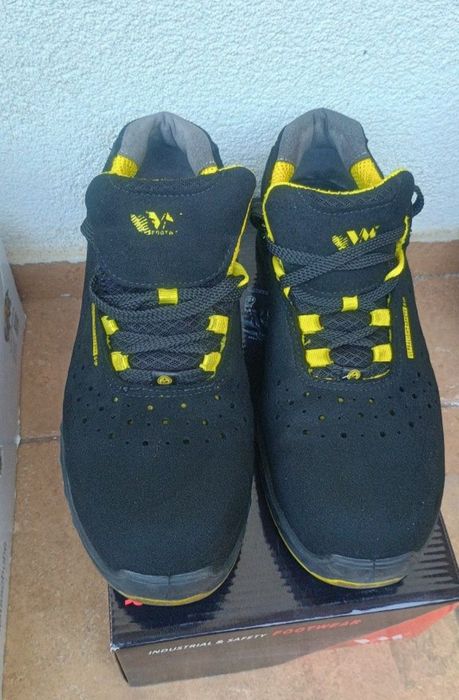 Bocanci bombeu metalic mărimea 44