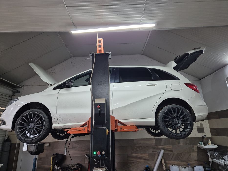 На Части Mercedes B-class 180 CDI W246