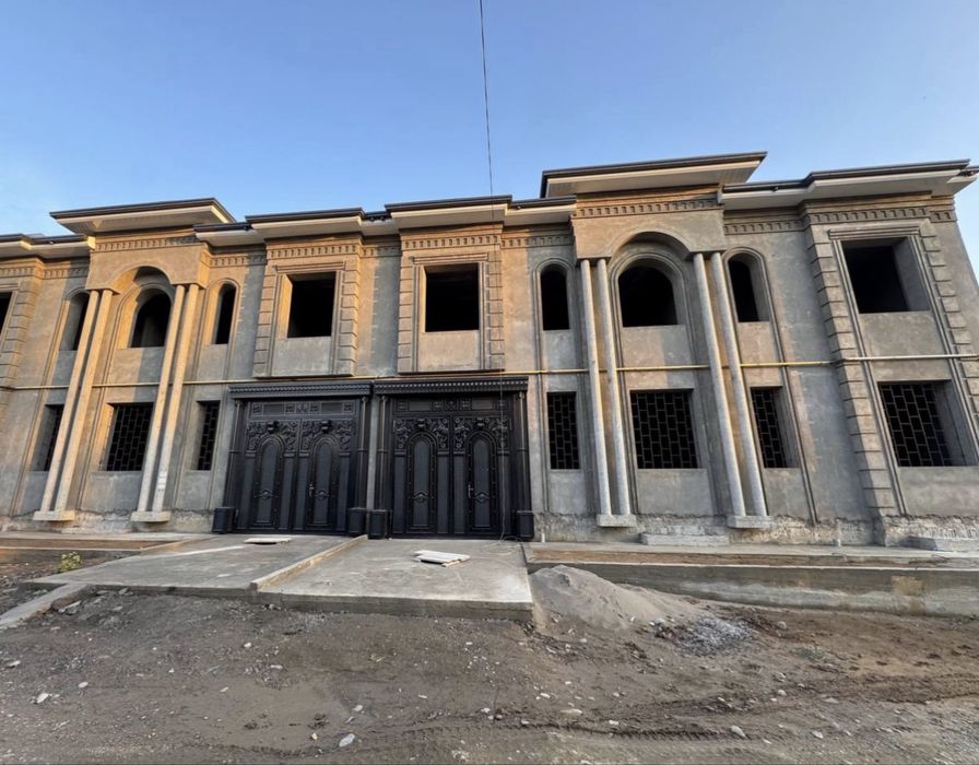 Янги Узбекистон орка тарафида