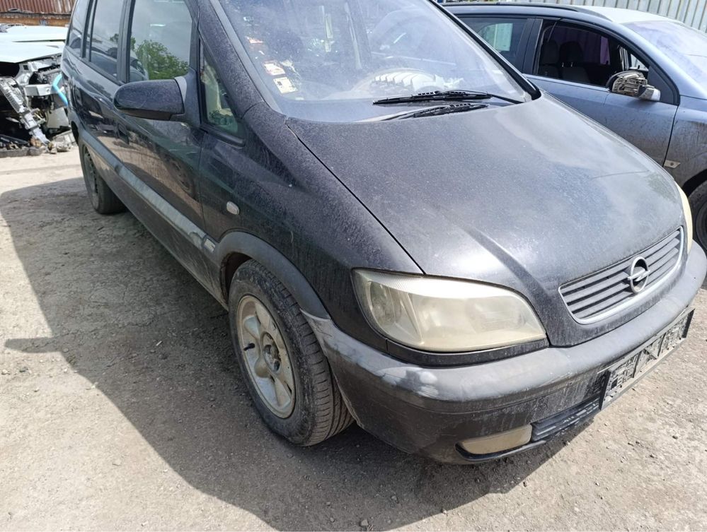 Opel zafira на части 1.8