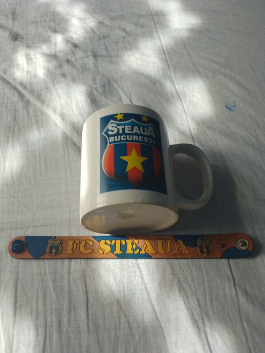 Vând tricouri sportive