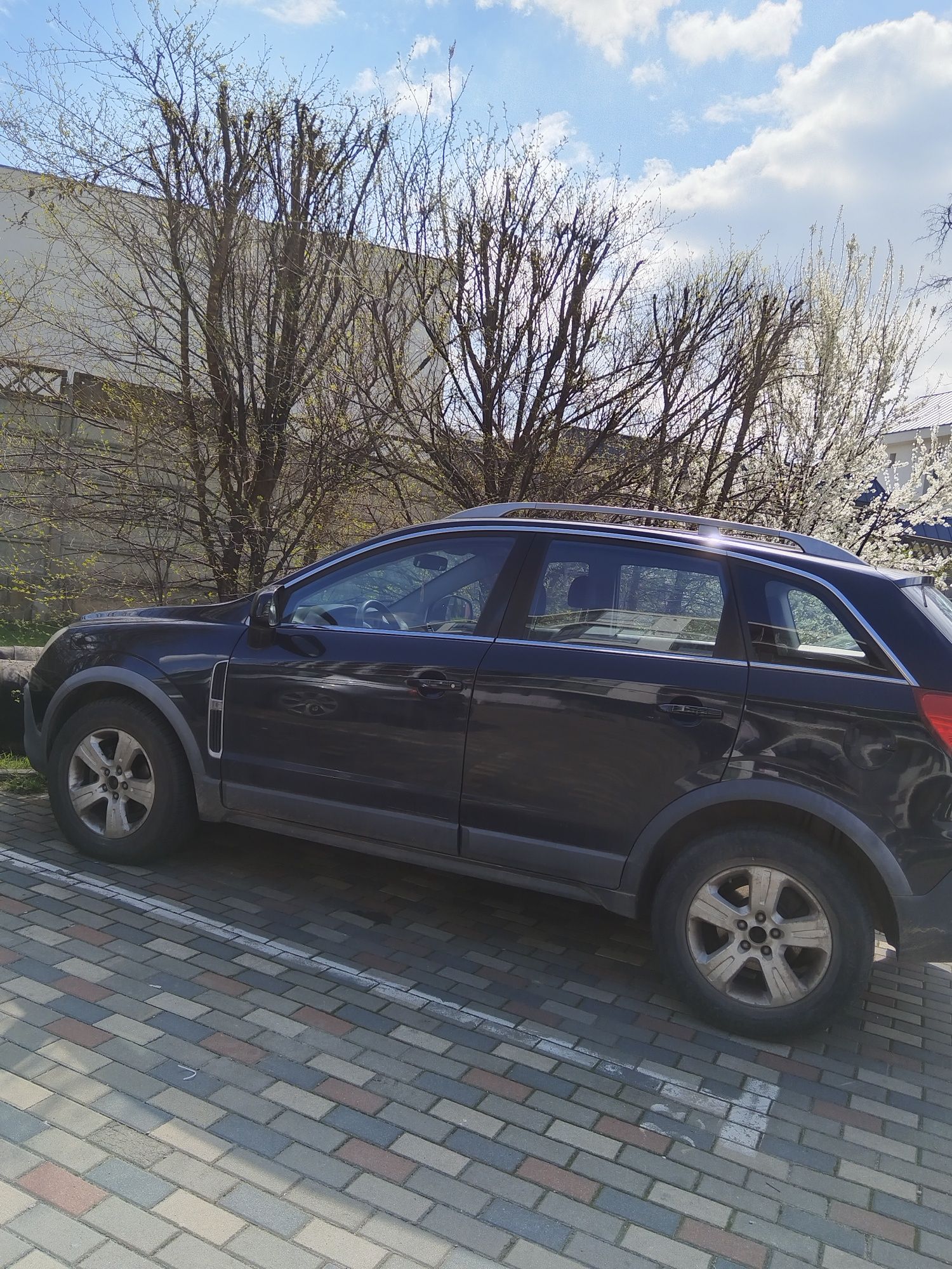 Opel Antara ,an 2007. Pret 4000 euro