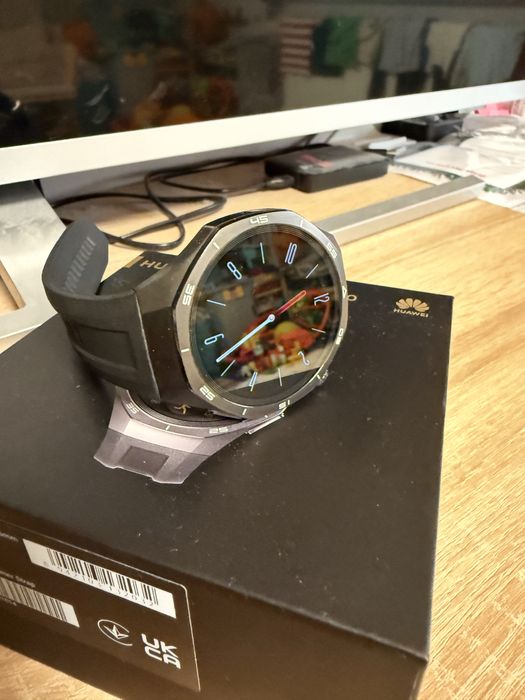 Ceas Huawei GT5 PRO 46mm smartwatch, impecabil, factura si garantie
