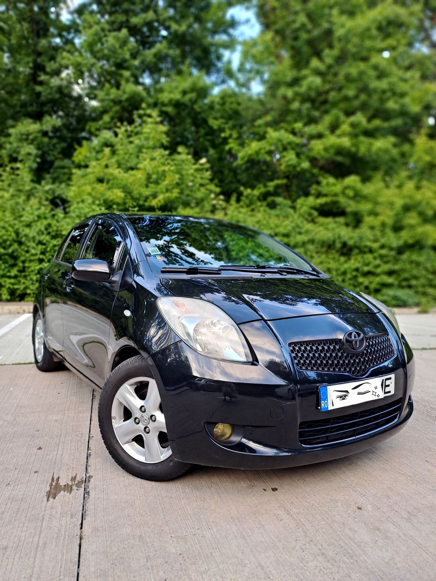 Toyota Yaris automata,1.3 benzina,90 cp