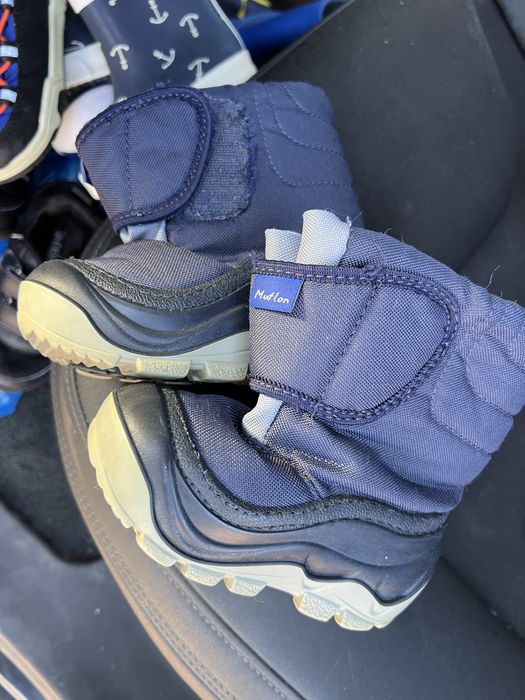 Vand incaltaminte copii 3-5 ani Zara Reserved..