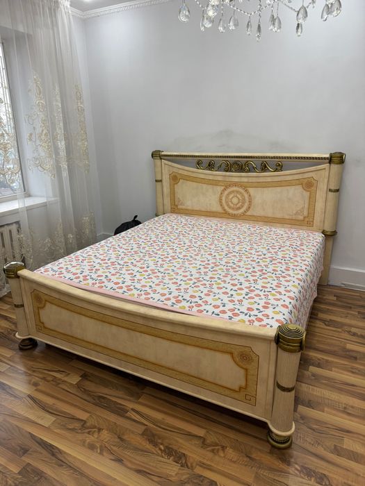 Продам кровать б/у 120000 тысяч Алматы