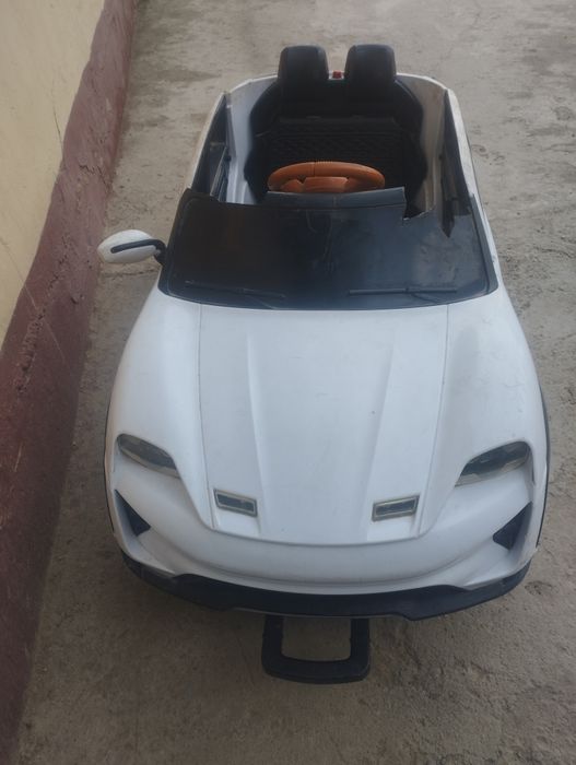 Электромобиль на запчасти