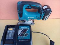 MAKITA DJV182Z - Акумулаторен прободен трион /зеге/