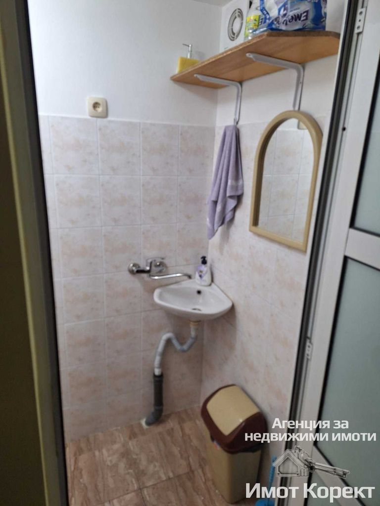 Дава се под наем Магазин в Асеновград - 33 кв.м за 295.8 € - Снимка #2