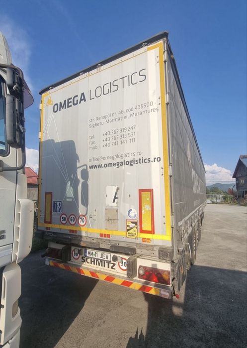 Semi remorca schimtz