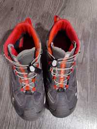 Обувки за зимата и планина 36 номер