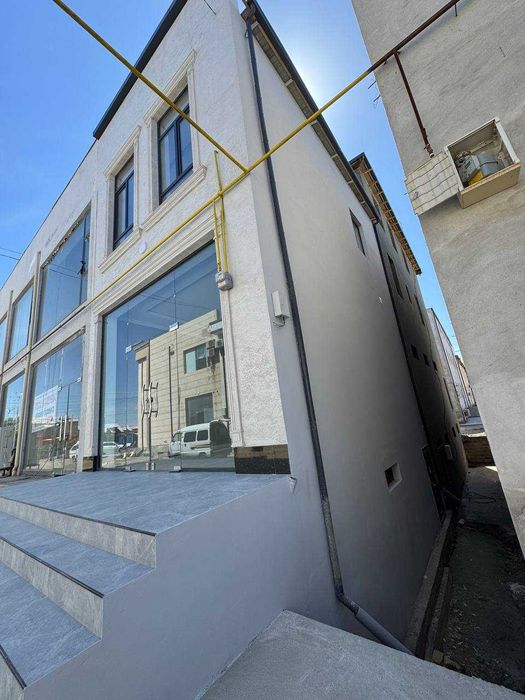 Икки каватли дукон сотилади