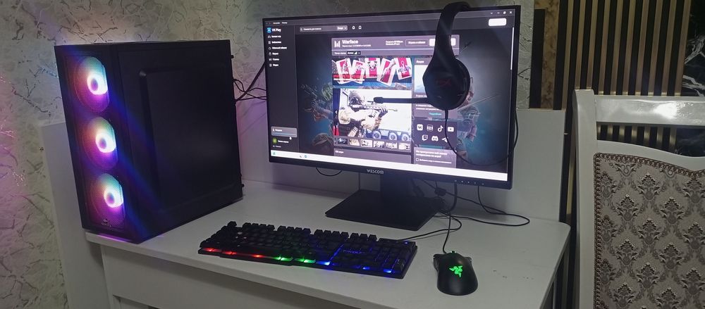 Игровой мощный компьютер.