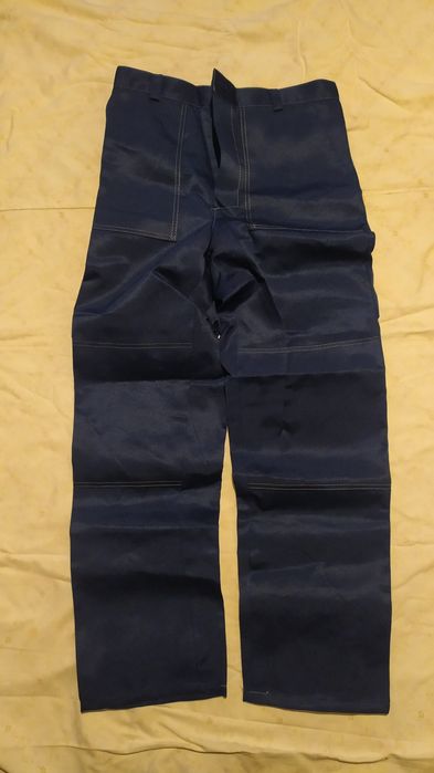 Продам спецодежду и обувь