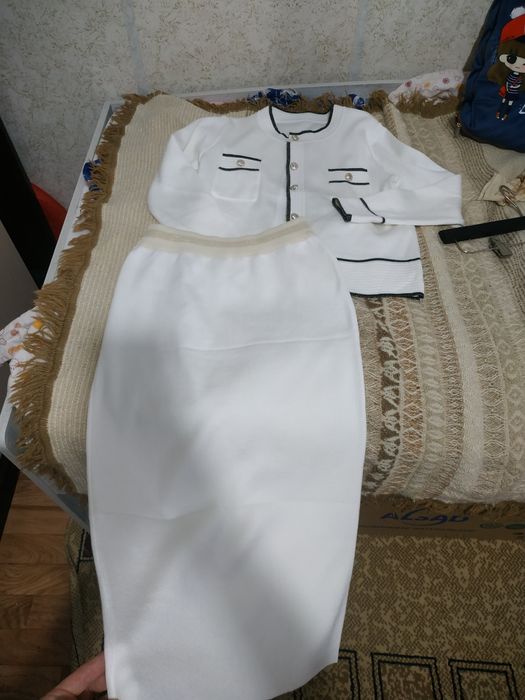 Юбочный костюм трикотажный