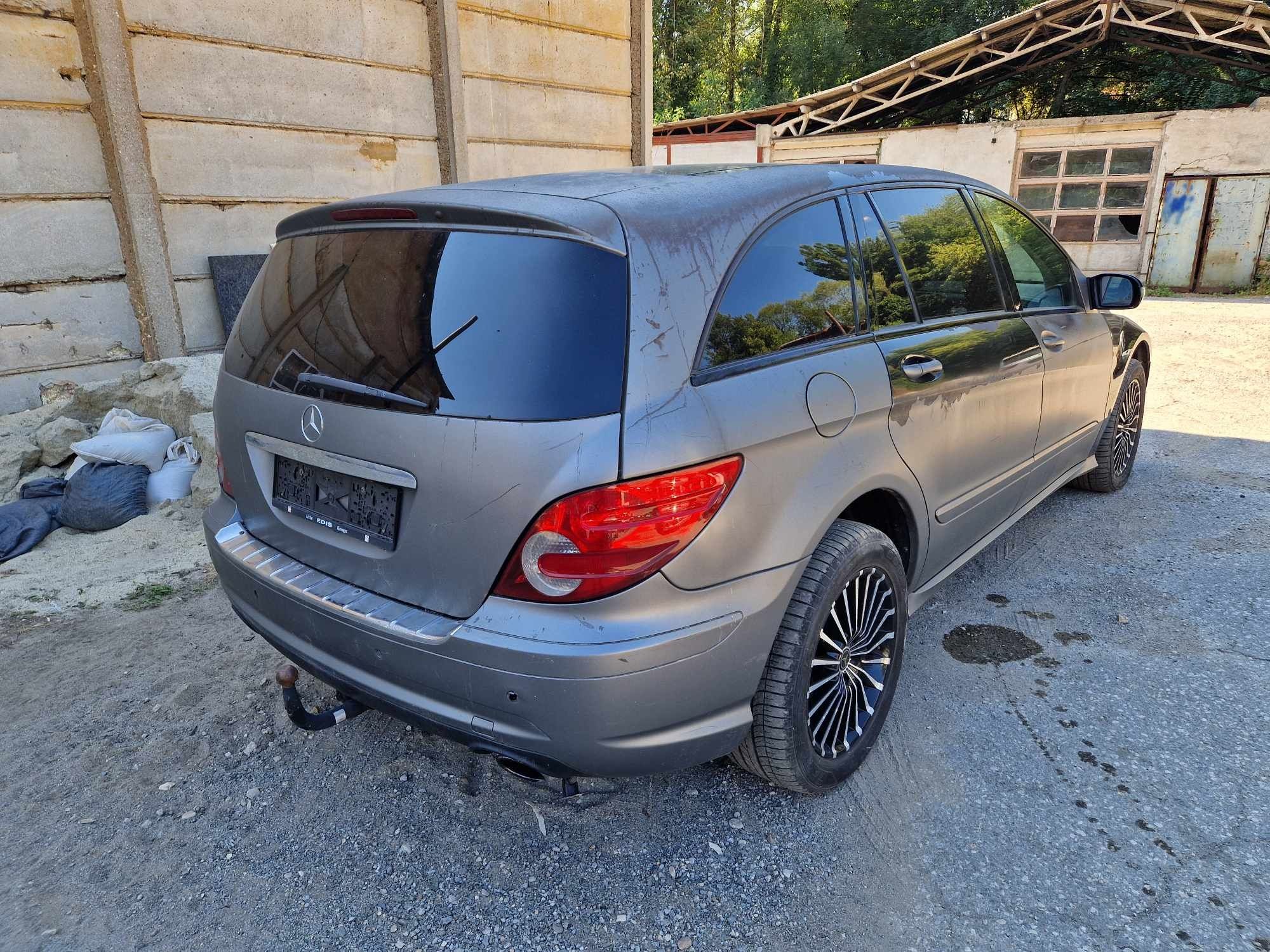 Mercedes R350 M272 272кс Airmatic AMG пакет панорама теглич ксенон авт