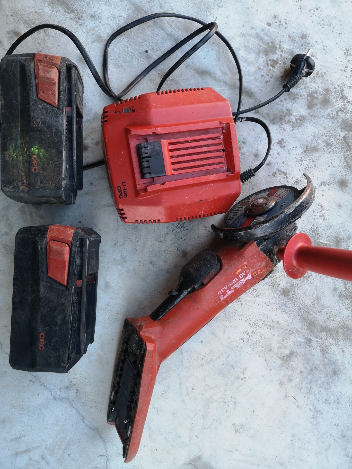 Hilti AG125 A36 ъглошлайф