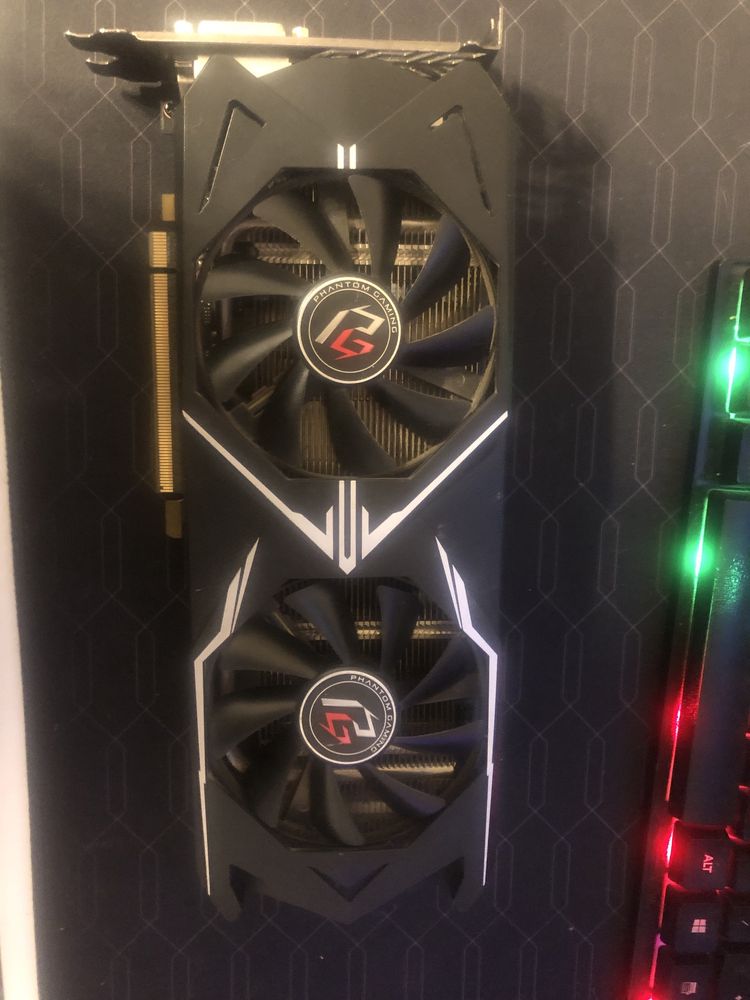 Vand placa video AMD RX570