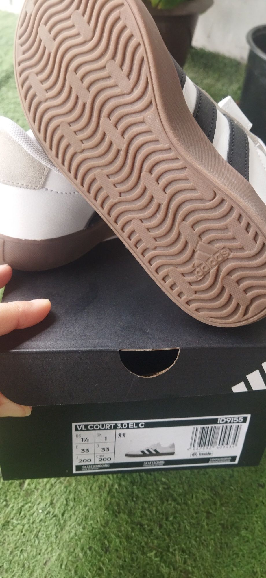 Детски маратонки Adidas court 33 номер